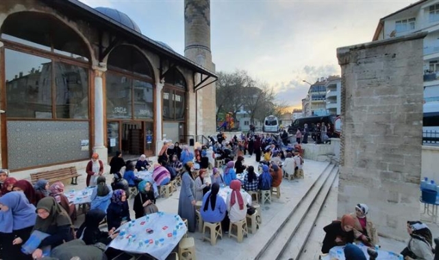 İl Müftülüğümüz KYK Kız Öğrencileriyle İftarda Buluştu