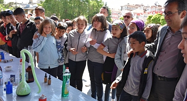 TÜBİTAK Fuarlarında Sergileniyor