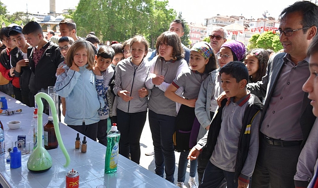 TÜBİTAK Fuarlarında Sergileniyor