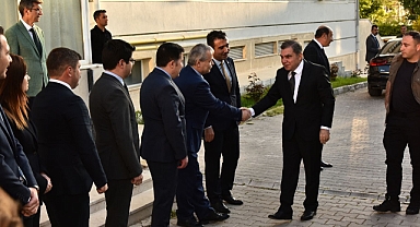 Vali Işık İçin Veda Yemeği Veda Yemeği Düzenlendi