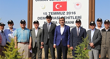 15 TEMMUZ ŞEHİTLERİ İÇİN FİDAN DİKİMİ GERÇEKLEŞTİ