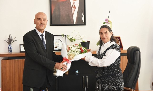 EĞİTİM FAKÜLTESİNDE BAYRAK DEĞİŞİMİ