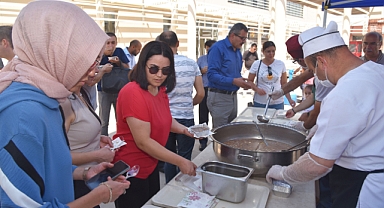 KMÜ'DE MUHARREM AYI AŞURE İKRAMI İLE TAÇLANDIRILDI