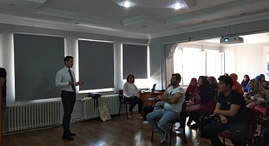 İLİMİZDE KAYITLI YABANCI UYRUKLULARA HALK EĞİTİMİ VERİLDİ