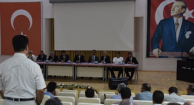 Vali Akkoyun Okul Müdürleri ile Bir Araya Geldi