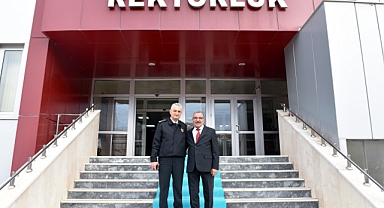 ÇETİNKAYA’DAN REKTÖR GAVGALI’YA ZİYARET