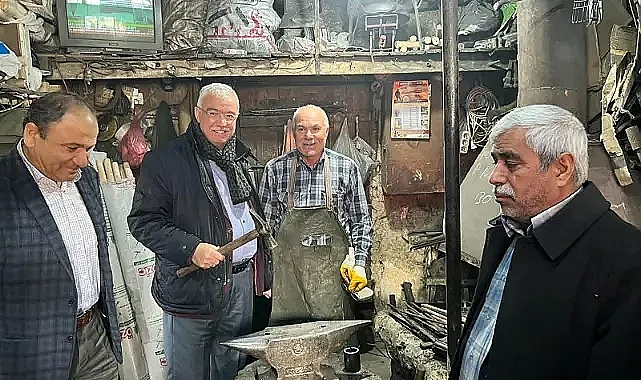 Çalmadık Kapı Sıkmadık El Bırakmadı