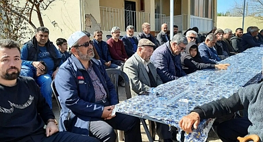 Deprem bölgesinde taziye ziyareti