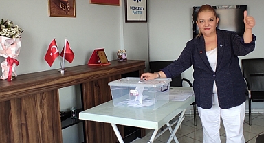 Memleket Partisi Karaman İl Başkanı Selda AKSOY Açıklamada Bulundu