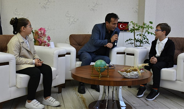 Öğrenciler Sordu, İl Müdürü Çalışkan Yanıtladı