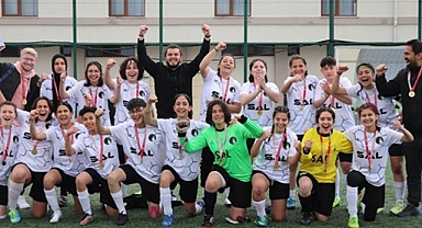 OKUL SPORLARI GENÇLER FUTBOL GRUP MÜSABAKALARINDA HEYECAN SONA ERDİ