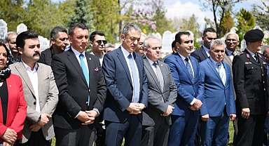 Ramazan Bayramı öncesi Karaman Garnizon ve Polis Şehitliği Ziyaret Edildi