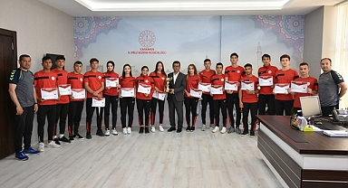 Karaman Hakkı Tekke Spor Lisesinden Türkiye Şampiyonluğu