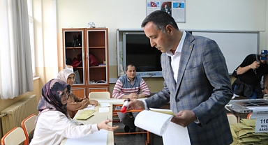 Mahmut Ünüvar oyunu kullandı