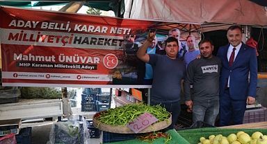 Pazar esnaflarından Ünüvar’a pankart sürprizi