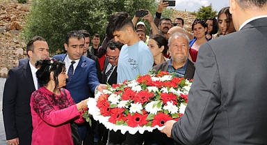 Depremlerde Hayatını Kaybeden Vatandaşlarımızın Anısına Fisandun Barajı'na Çelenk Bırakıldı