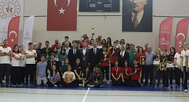 FLOOR CURLİNG GENÇLER TÜRKİYE ŞAMPİYONASI SONA ERDİ