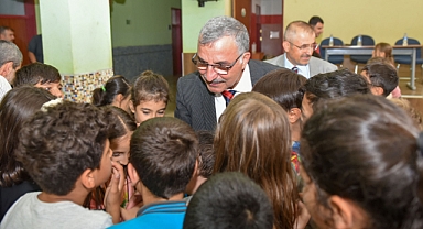 GAVGALI MEZUN OLDUĞU OKULDA ÖĞRENCİLERLE BULUŞTU
