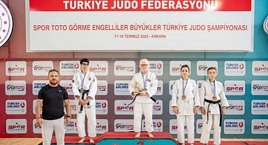 Görme Engelliler Büyükler Judo Şampiyonası'nda Büyük Başarı