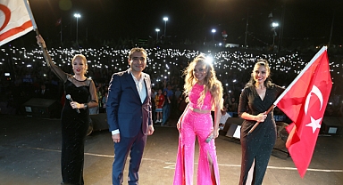 5. ULUSLARARASI KARAMAN TÜRK DÜNYASI ŞÖLENİ MUHTEŞEM BİR KONSERLE SONA ERDİ
