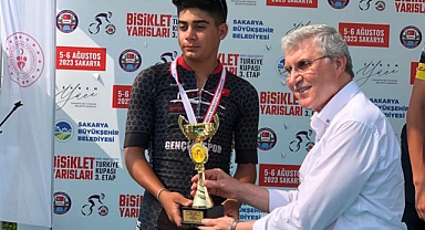 HAKTAN RAMAZAN SAYAN, TÜRKİYE İKİNCİSİ OLDU
