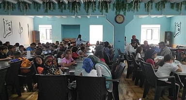 İl Müftülüğü Gençlik Merkezinde Aşure Programı Düzenlendi