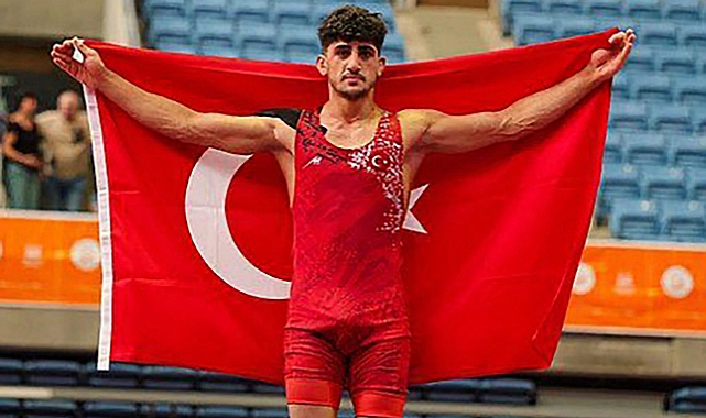 KMÜ’LÜ GÜREŞÇİ SARIYAR’DAN DÜNYA ÜÇÜNCÜLÜĞÜ