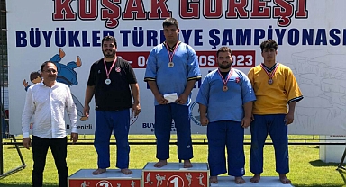 KUŞAK GÜREŞİNDE KARAMAN BAŞARISI