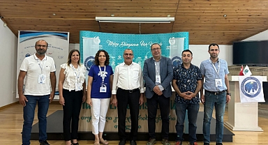 REKTÖR GAVGALI TİFLİS’TE ‘ULUSLARARASI BİLİMSEL VE AKADEMİK ARAŞTIRMALAR KONGRESİ’NE KATILDI