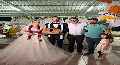 TÜGVA Karabekir Düğün Merasimlerinde Gençleri Yalnız Bırakmadı 