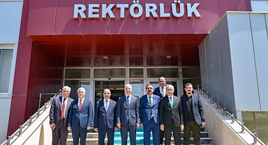 YÖK BAŞKANI PROF. DR. EROL ÖZVAR KMÜ’YÜ ZİYARET ETTİ