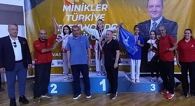 KARAMANLI TEKVANDOCU SİVAS’TAN BRONZ MADALYA İLE DÖNDÜ