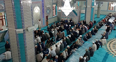 Karaman'da Sabah Namazı Buluşması Düzenlendi