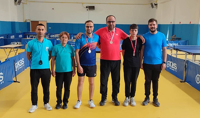 KARAMAN’DA 10 KASIM ATATÜRK’Ü ANMA MASA TENİSİ TURNUVASI