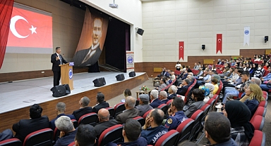 'Önce Vatan' Konulu Konferans Gerçekleştirildi