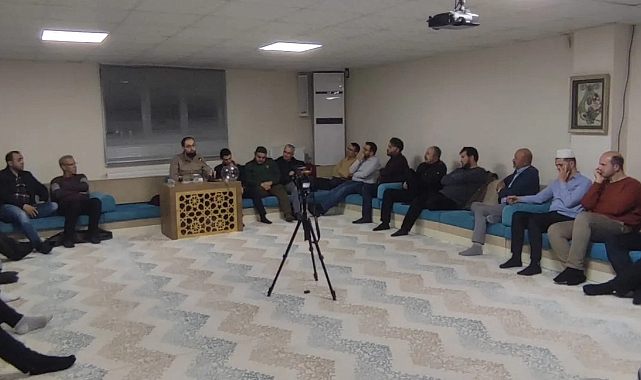 Bilgeder Gençlik Merkezinde her ay düzenli olarak devam eden veli buluşmaları kapsamında buluşma gerçekleşti