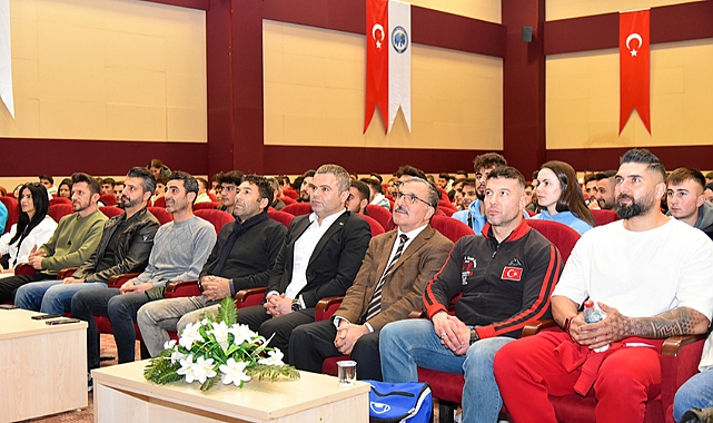 ‘FİTNESS VE BODYBUİLDİNG ŞAMPİYONLARI’ KMÜ’YE KONUK OLDU