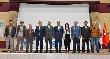 KMÜ’DE İNSAN HAKLARI PANELİ