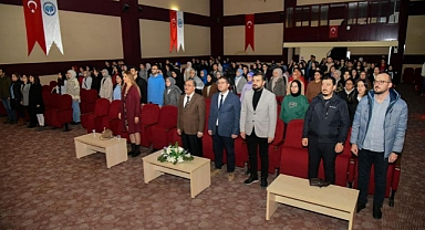 KMÜ’DE “ÖĞRETMENLER: GELECEĞİ ŞEKİLLENDİREN ELLER” PROGRAMI
