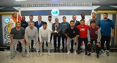 KMÜ FUTBOL TAKIMI ŞAMPİYON OLDU