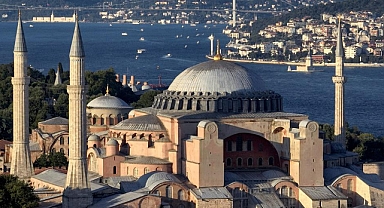 AYASOFYA-İ KEBİR CAMİİ'NDE YENİ DÜZENLEME 15 OCAK'TA BAŞLADI