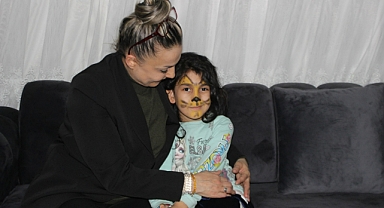 Elif ÇELİKTAŞ, sosyal medya hesabı üzerinden kendisini davet eden mahalle sakinini ziyaret etti.