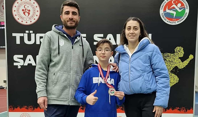 KARAMAN ATLETİZM TAKIMI BURSA’DAN MADALYALARLA DÖNDÜ