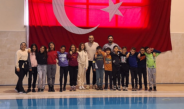 KARAMANLI YÜZÜCÜLER BİR ÜST TURDA