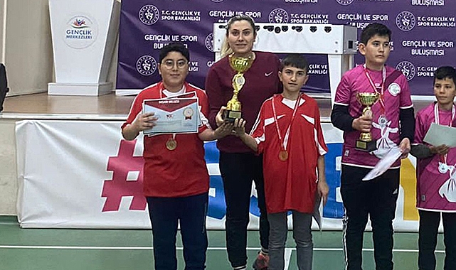 KÜÇÜKLER FLOOR CURLİNG İL ŞAMPİYONLARI BELİ OLDU