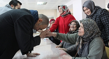 Mevlüt Akgün; İşbirliğine açık bir belediye planlıyoruz!