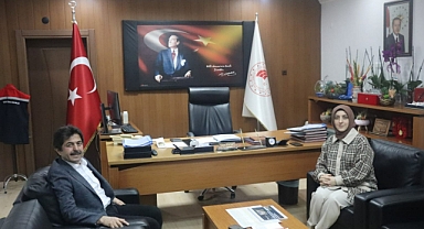 Milletvekili Osman Sağlam İl Müdürü Hatice Bulut'a Ziyarette Bulunup Bilgi Aldı.