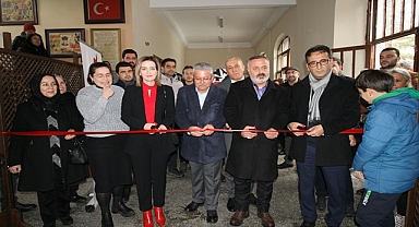 SERTÇELİK FİLİSTİN KONULU SERGİ AÇILIŞINA KATILDI