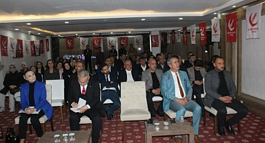 YENİDEN REFAH PARTİSİNDE TEMAYÜL YOKLAMASI HEYCANI YAŞANDI