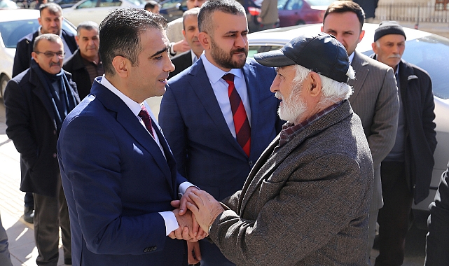 BAŞKAN KALAYCI KARAMAN’I SOKAK SOKAK GEZİYOR